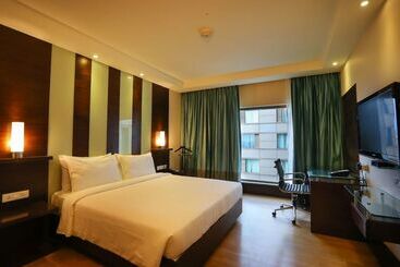 Radisson Blu Hotel Chennai City Centre