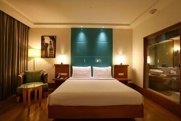Radisson Blu Hotel Chennai City Centre