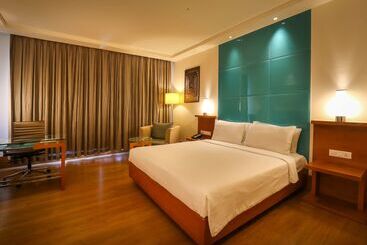 Radisson Blu Hotel Chennai City Centre