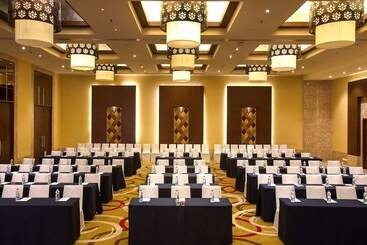 Radisson Blu Hotel Chennai City Centre