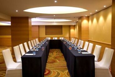 Radisson Blu Hotel Chennai City Centre