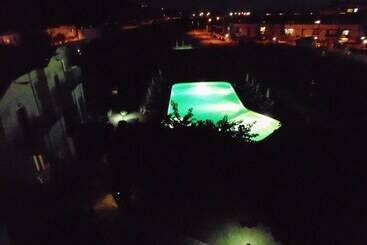 هتل Resort Isola Rossa