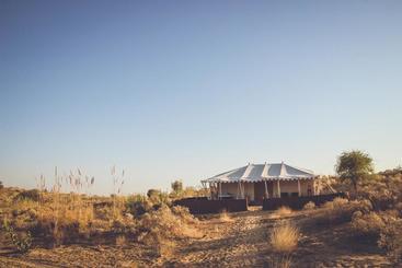 Отель Samsara Resort & Camp