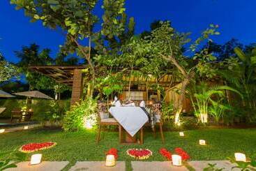 هتل The Astari Villa & Residence