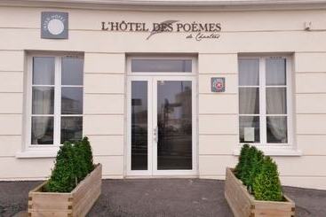 هتل The Originals Boutique, Hôtel Les Poèmes De Chartres