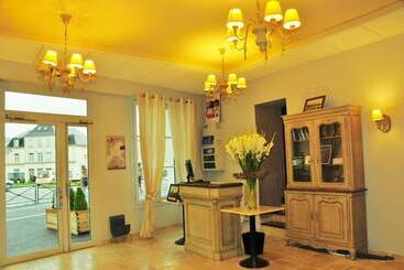 هتل The Originals Boutique, Hôtel Les Poèmes De Chartres