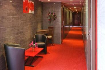 هتل Paris Pacific Paris Villejuif  Pres Du Metro L Hay Les Roses Ligne 14   Direct Paris Aeroport Orly E