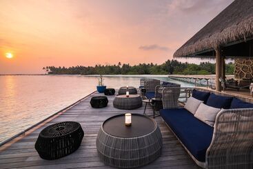 هتل Velaa Private Island