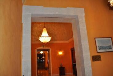 هتل Villa Rosa Antico