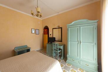 هتل Villa Rosa Antico