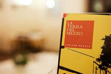 La Terra Del Mezzo