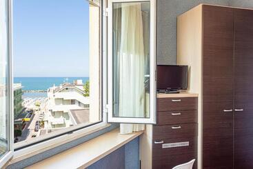 Residence & Suites