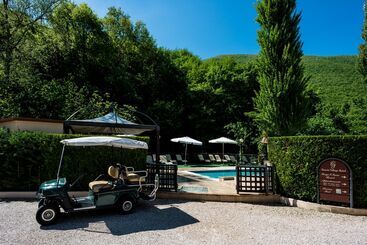 استراحتگاه Guesia Village Hotel E Spa