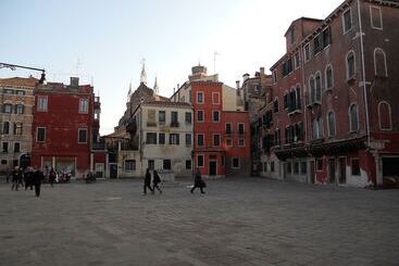 San Polo Design Apartments by Wonderful Italy
