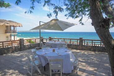 هتل Acuaverde Beach Resort