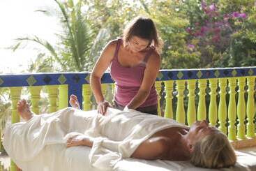 هتل Buttonwood Belize
