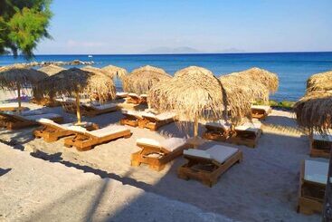 Cabana Blu Hotel & Suites