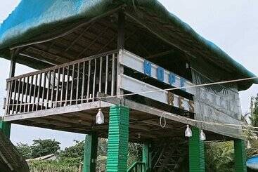 هتل Mope Beach Resort