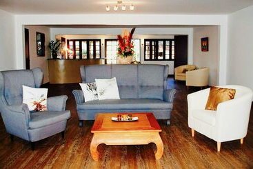 هتل El Encanto Boutique