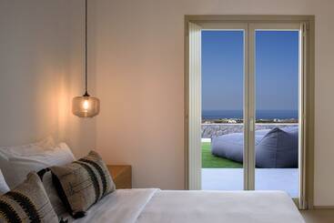 هتل Este Luxury Suites