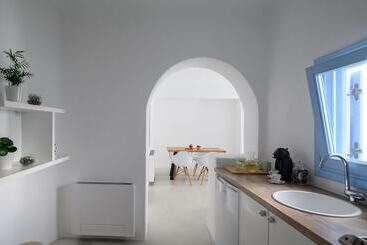 هتل Este Luxury Suites