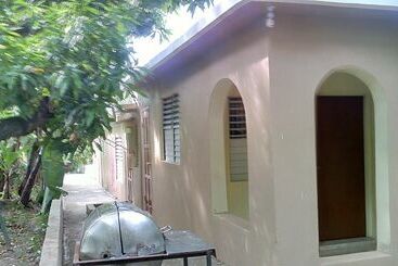 هتل Lion S Pride Hostel