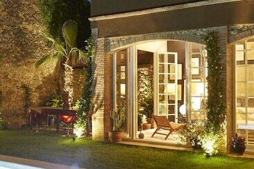 Llimona Suites   Adults Only - Corçà