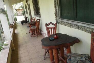 هتل Niyati   Hostel
