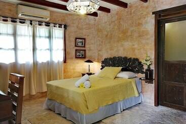 هتل Palomino Ranch