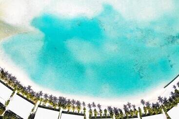 هتل Rahaa Resort Maldives