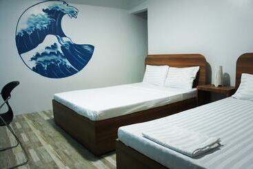 هتل Surf Theori Resort
