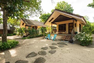 هتل Virgin Beach Resort