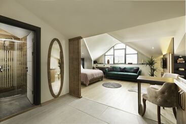 Cappa Suites
