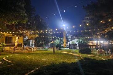 هتل Hellen Residence