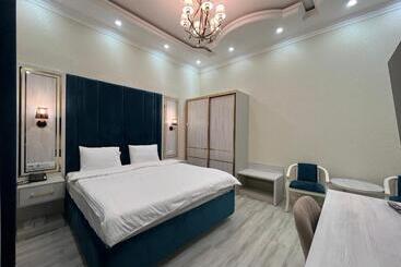 Hotel Sharq