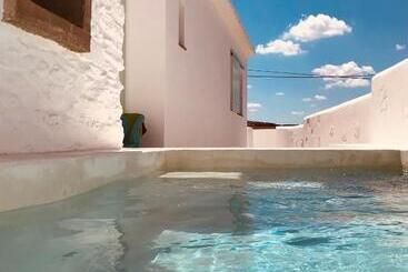 پانسیون Herdade De Alagães