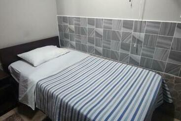 پانسیون Hostal 921 Apocento