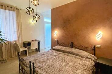 بنسيون Residence Giove