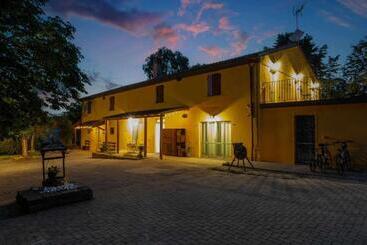 تختخواب و صبحانه La Meriggia Senigallia Agriturismo