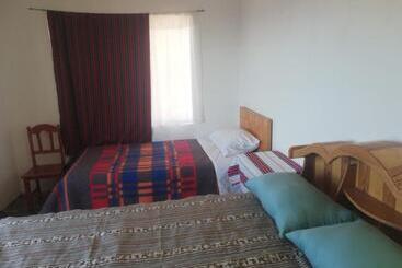 تختخواب و صبحانه Taquile Lodge Un Lugar De Ensueño