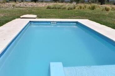تختخواب و صبحانه Villa Mendotza
