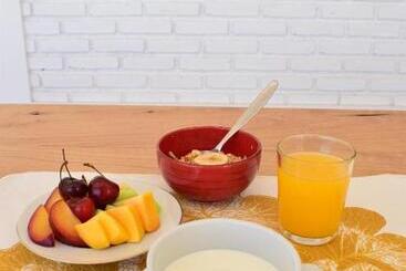 تختخواب و صبحانه Villa Mendotza