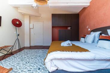 تختخواب و صبحانه Volubilis Luxury Guest House