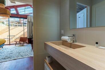 تختخواب و صبحانه Volubilis Luxury Guest House