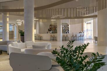 Ensana Aquahouse Hotel