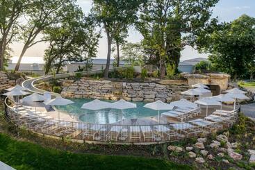Ensana Aquahouse Hotel