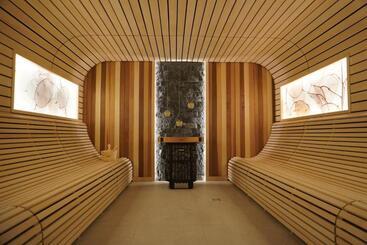 Ensana Aquahouse Hotel