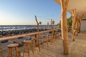 Ensana Aquahouse Hotel