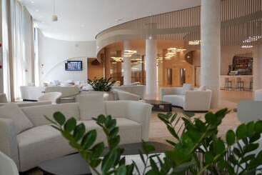 Ensana Aquahouse Hotel