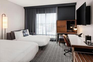 호텔 Courtyard By Marriott Owatonna Downtown